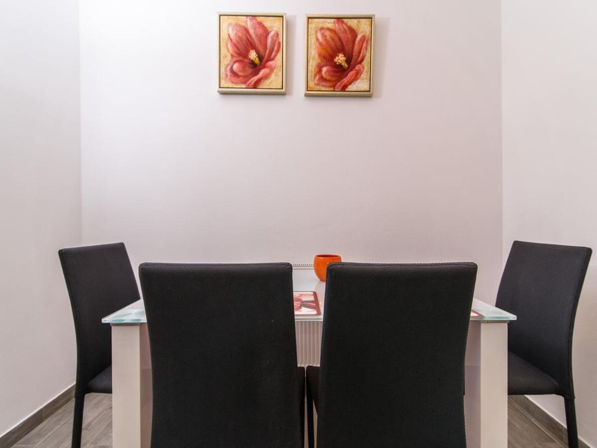 Apartments Beba - Peaceful Location Trogir Buitenkant foto
