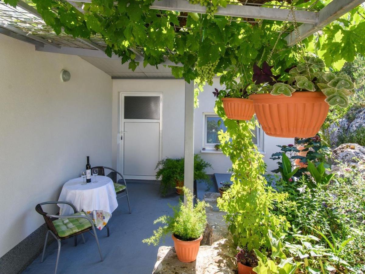 Apartments Beba - Peaceful Location Trogir Buitenkant foto