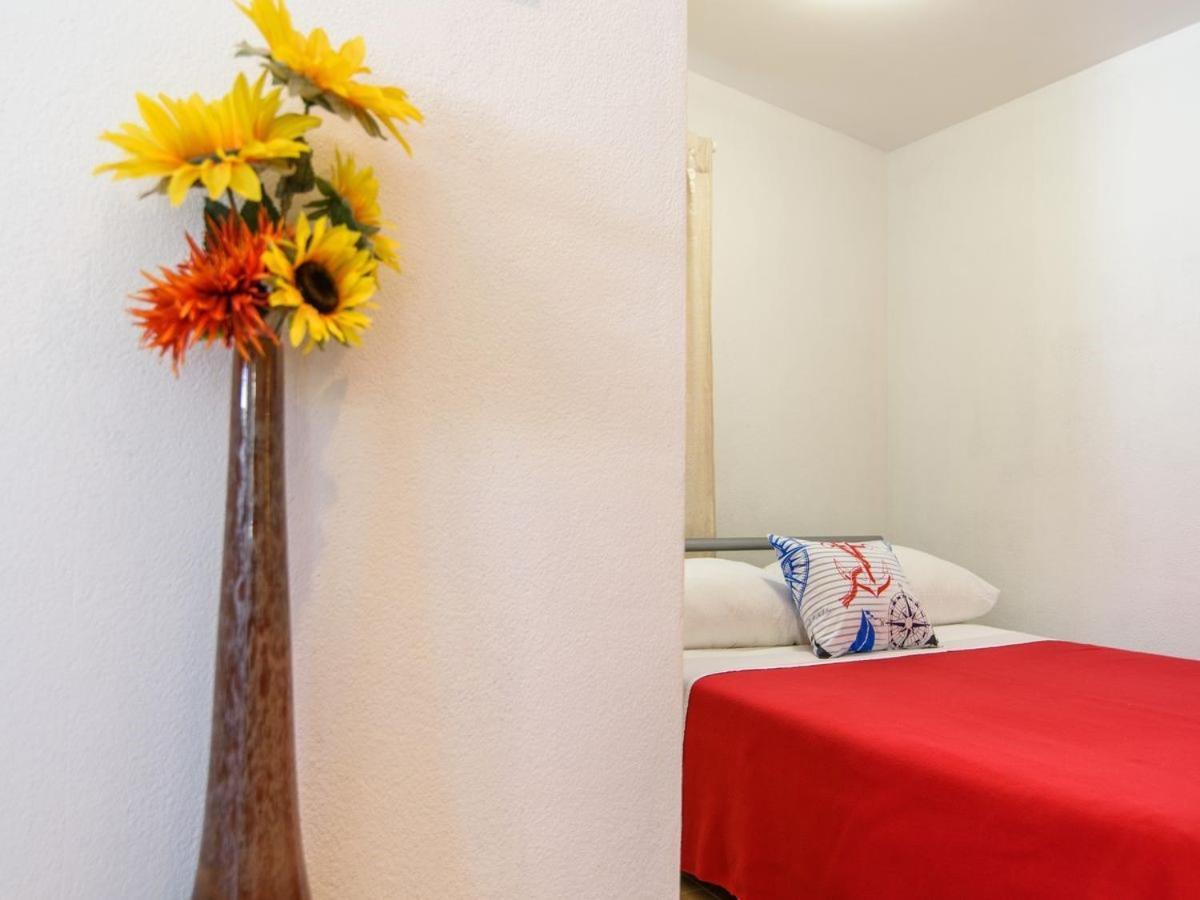 Apartments Beba - Peaceful Location Trogir Buitenkant foto